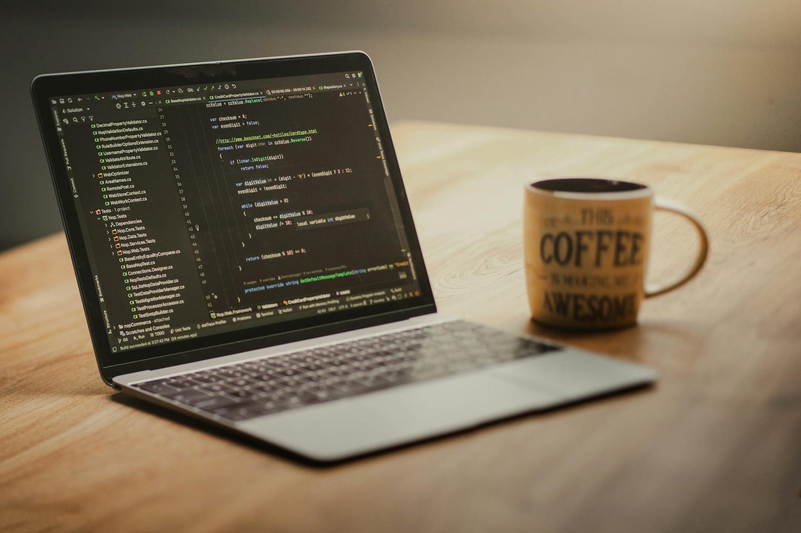 Shopify vs WooCommerce 2026