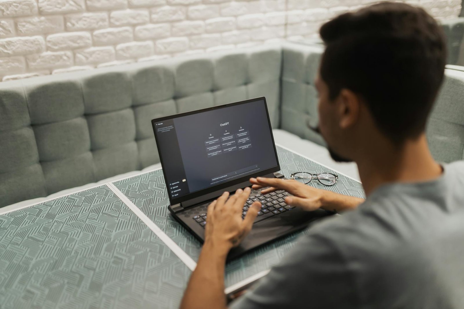 HubSpot CRM small business review