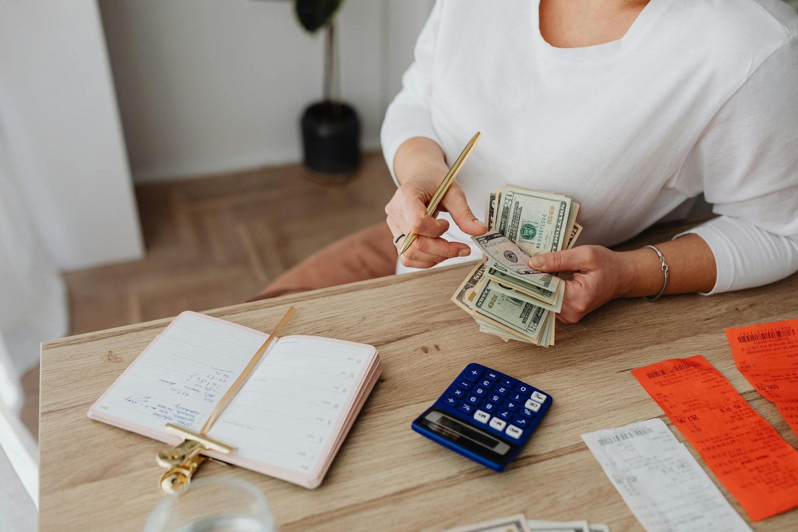 how to create a budget with personal finance tools