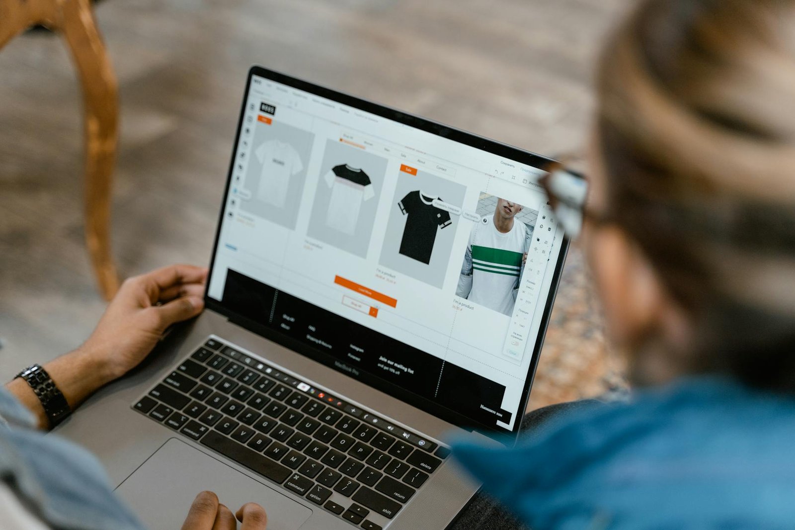 HubSpot vs Salesforce (2026): The Ultimate CRM Choice?