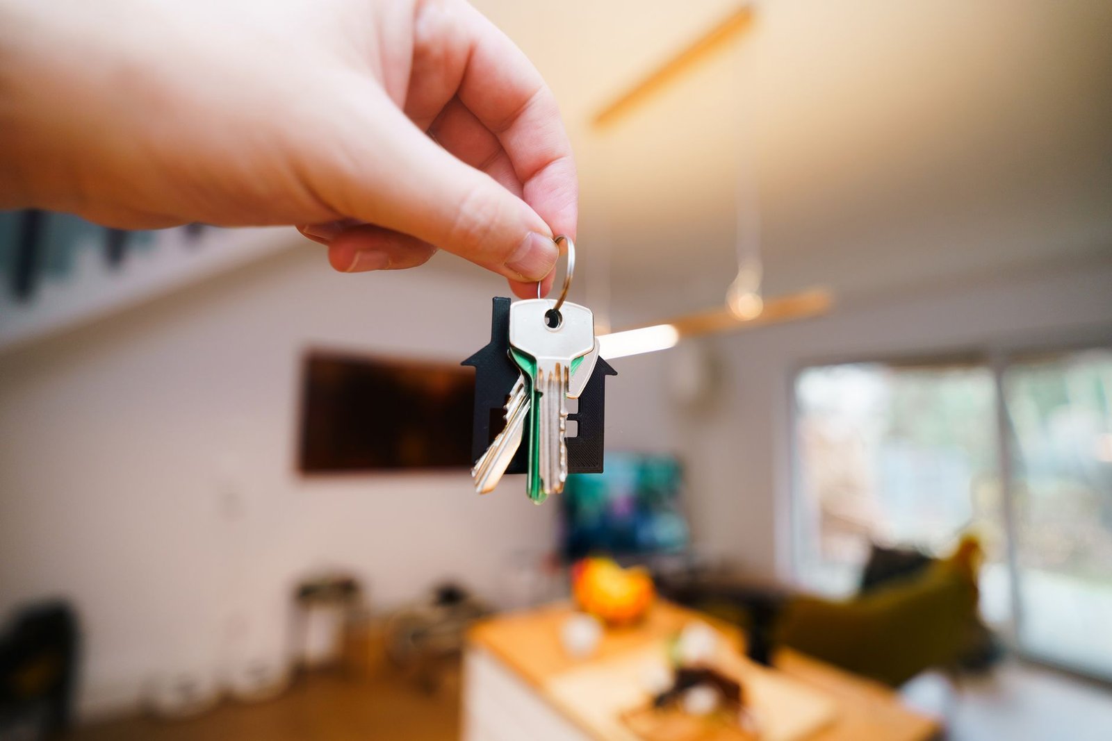 Best Home Security Systems for Landlords: 2026 Guide