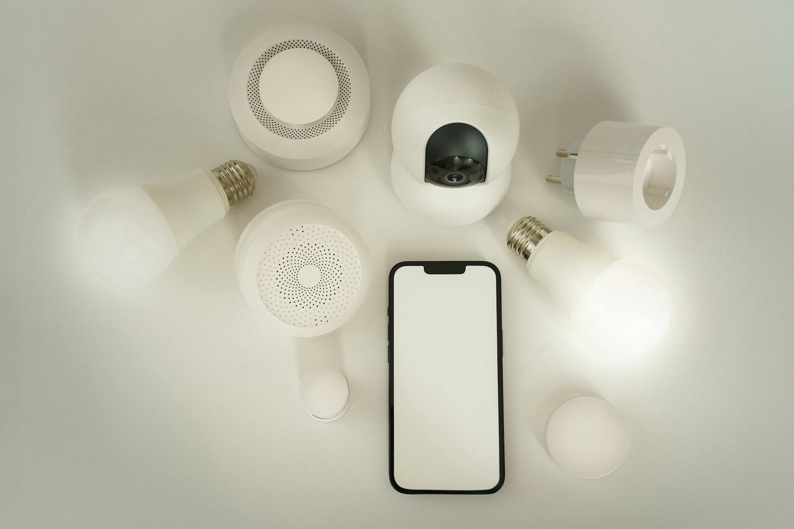 simplisafe vs ring alarm