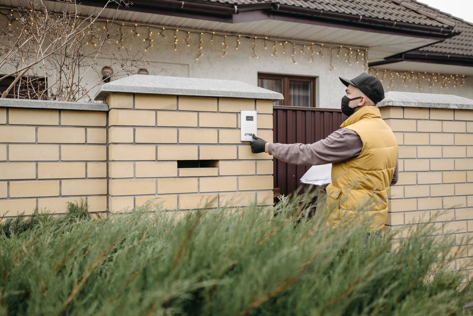 Ring vs SimpliSafe (2026): Which Home Security System Wins?