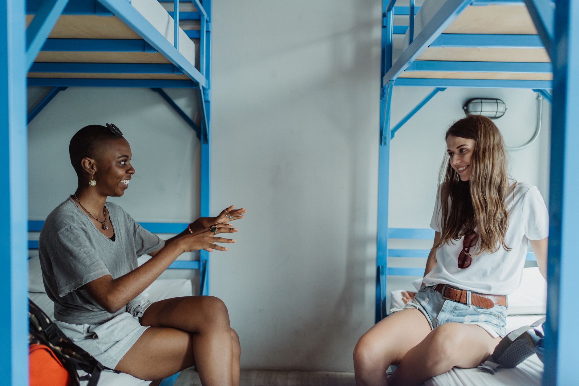 hostel vs airbnb budget travel