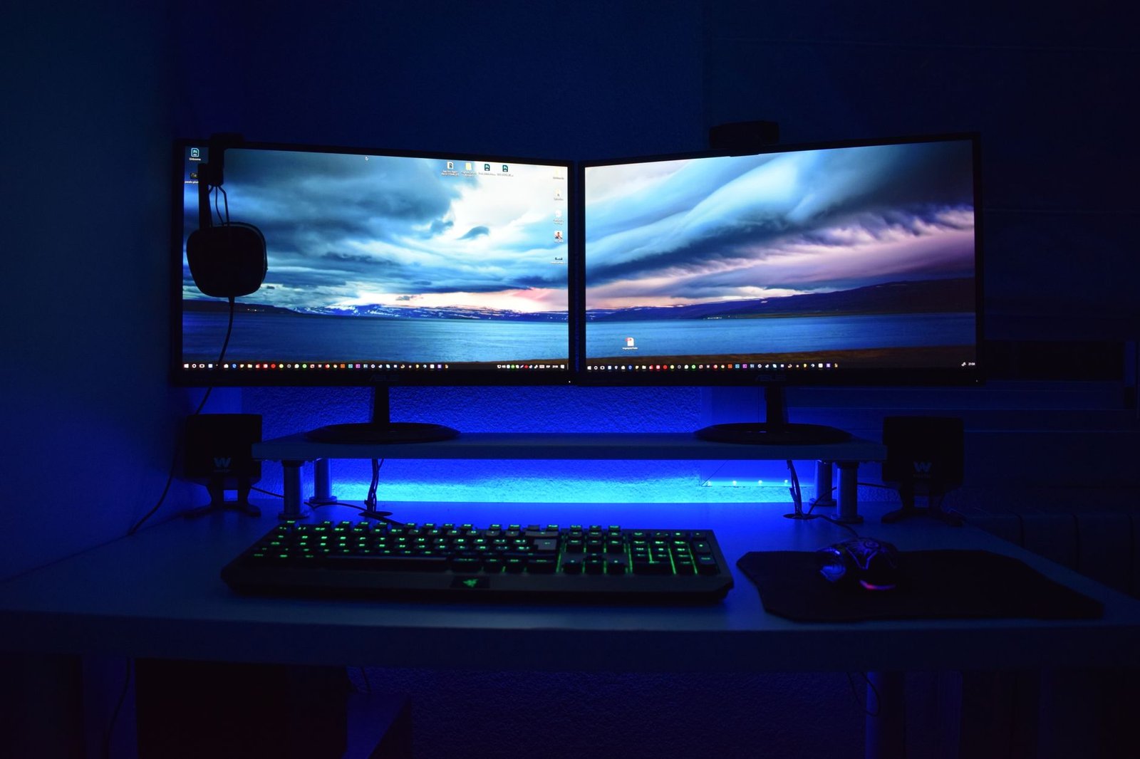 corsair k70 vs razer blackwidow